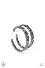 Load image into Gallery viewer, Paparazzi GLITZY By Association - Black